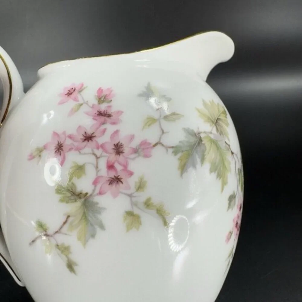 Hutschenreuther Selb LHS Bavaria Germany Porcelain Painted Small Pitcher Creamer